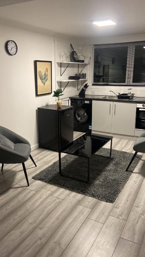 Апартаменты Studio Flat Ларгс Экстерьер фото